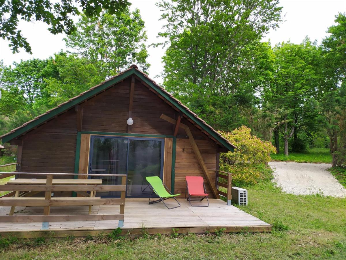 Camping Domaine de Senaud Albon Bagian luar foto